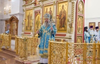 Митрополит Артемий совершил Божественную литургию в день своего небесного покровителя